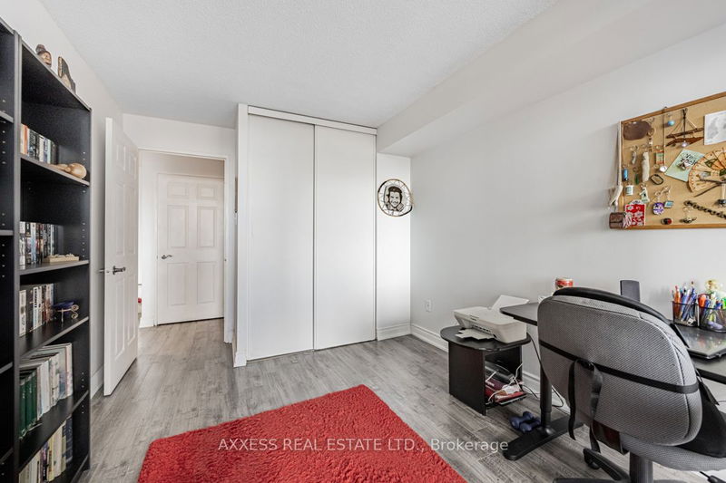  1105 - 330 Rathburn Rd W Mississauga, L5B 3Y1 | Image 15