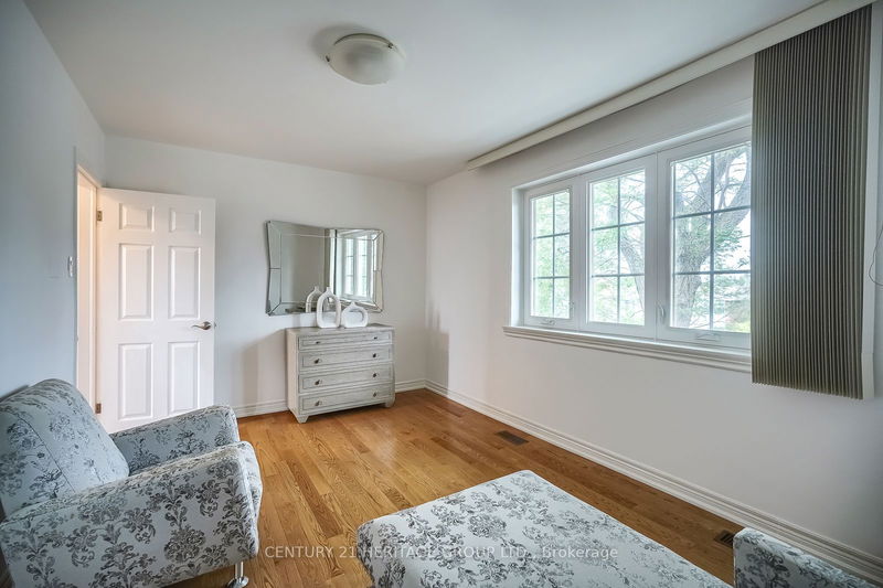 91 Fulwell Cres  Toronto, M3J 1Y4 | Image 25