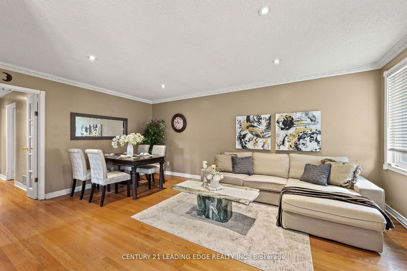 27 HEGGIE Rd  Brampton, L6V 2K2 | Image 8