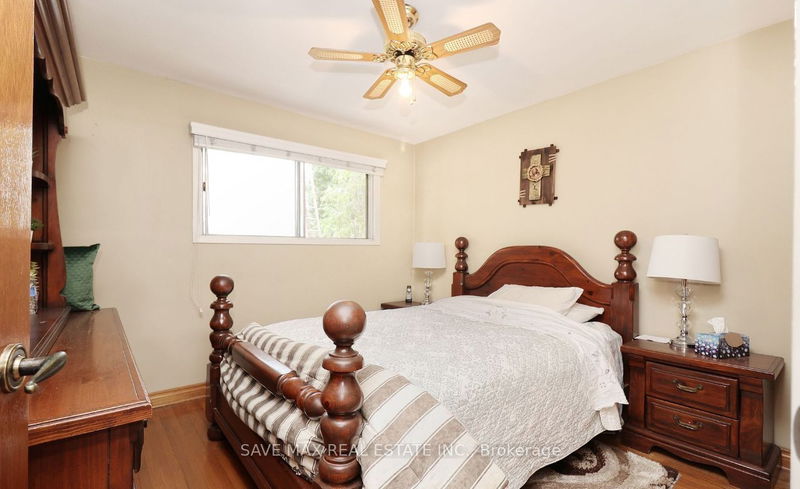 116 Elnathan Cres  Toronto, M9L 2G3 | Image 16