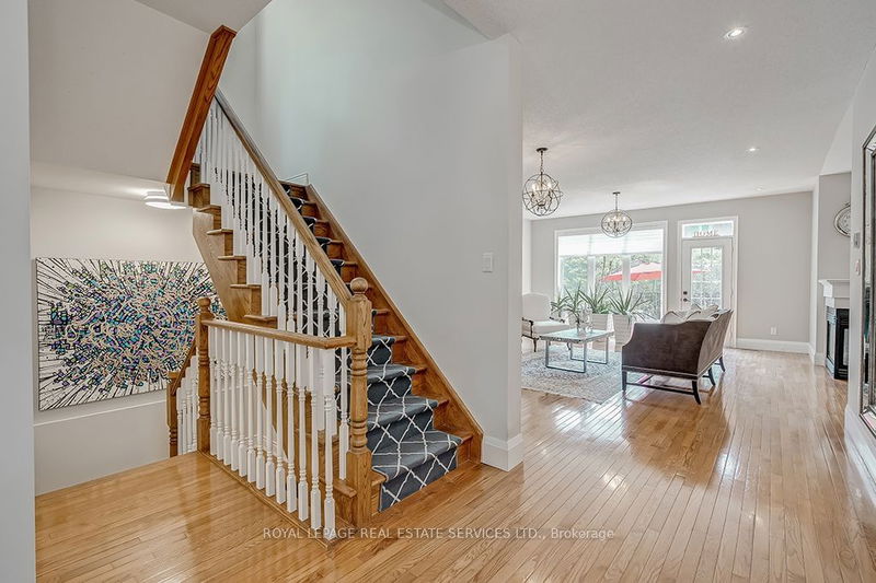  2 - 128 Morden Rd  Oakville, L6K 2R9 | Image 3