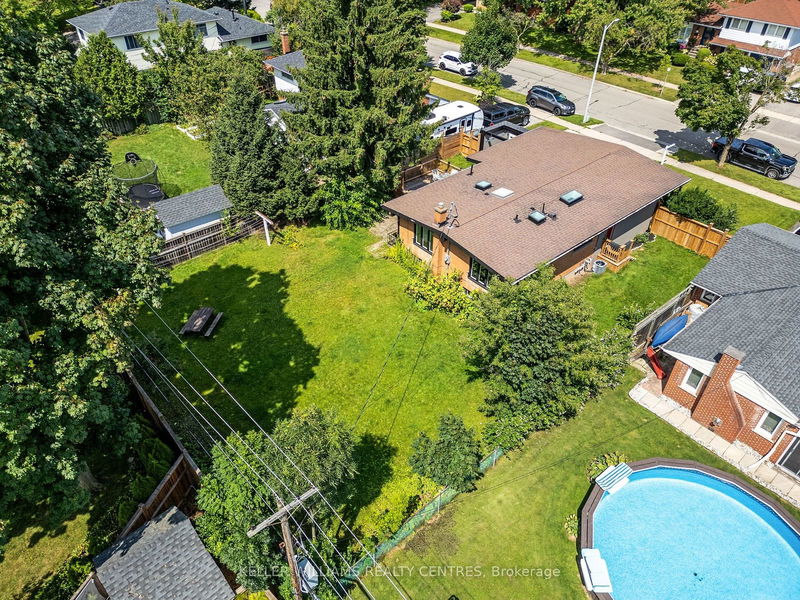 192 White Pines Dr  Burlington, L7L 4E4 | Image 31