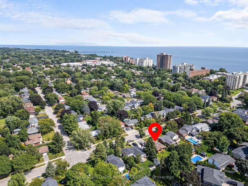 192 White Pines Dr  Burlington, L7L 4E4 | Image 38