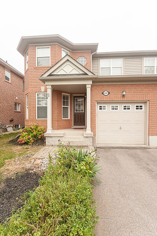 1137 Barr Cres  Milton, L9T 6X8 | Image 2