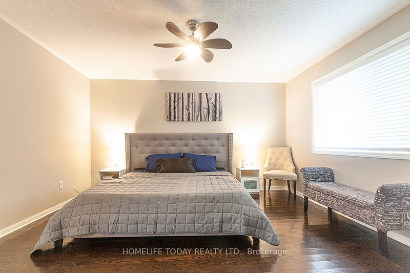 1137 Barr Cres  Milton, L9T 6X8 | Image 21