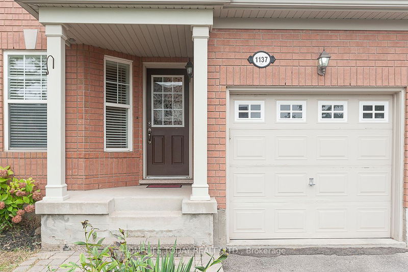 1137 Barr Cres  Milton, L9T 6X8 | Image 3