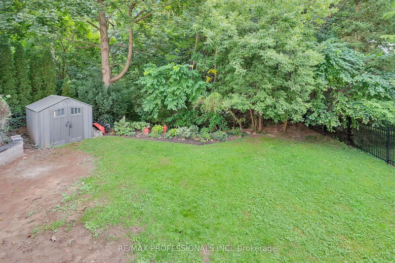 80 Townsend Ave  Burlington, L7T 1Y7 | Image 34