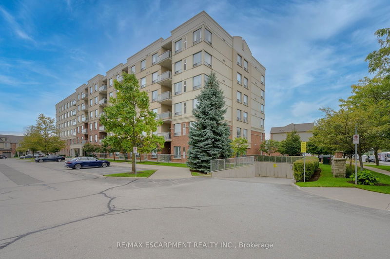  209 - 5070 Fairview St  Burlington, L7L 0B8 | Image 2