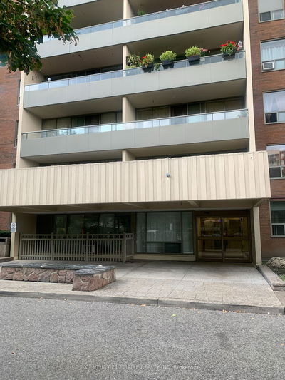  804 - 19 Four Winds Dr  Toronto, M3J 2S9 | Image 1