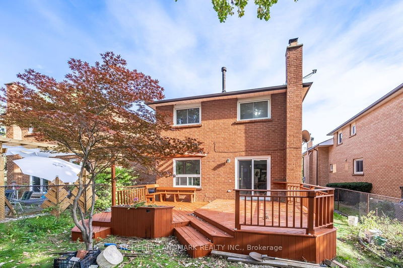 985 Deer Run   Mississauga, L5C 3P6 | Image 24