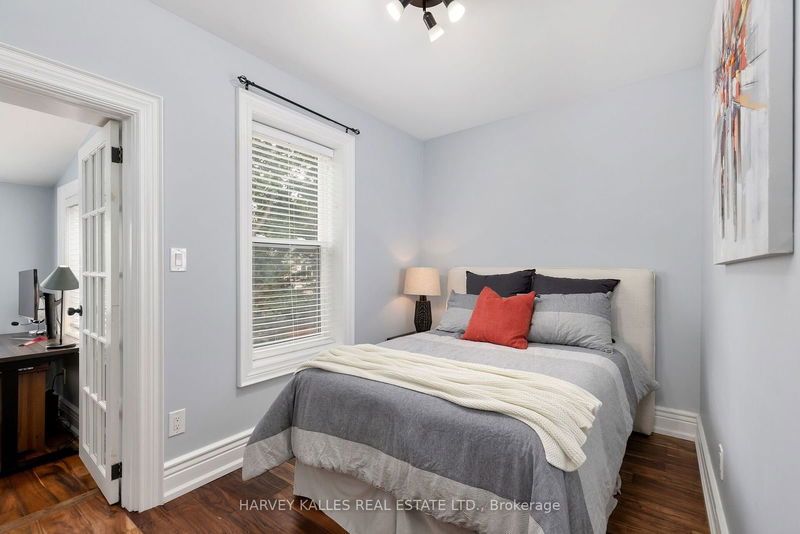 120 Glendale Ave  Toronto, M6R 2T2 | Image 23