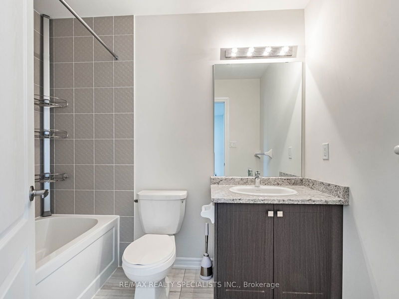 87 Dolobram Tr  Brampton, L7A 4Y4 | Image 28