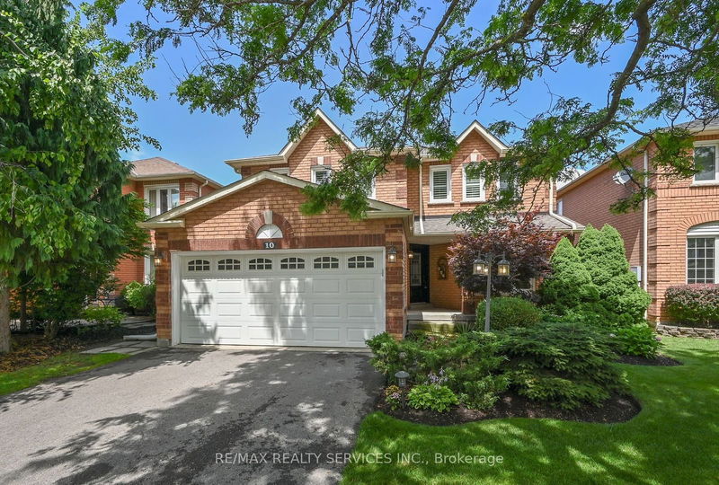 10 Livingston Dr  Caledon, L7C 1A7 | Image 1