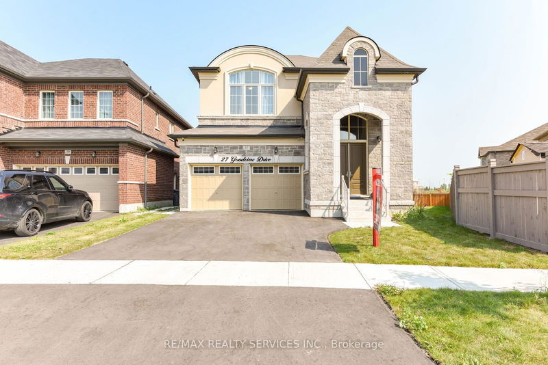 27 Goodview Dr  Brampton, L6R 4C3 | Image 1