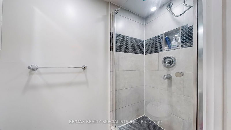  710 - 21 Knightsbridge Rd  Brampton, L6T 3Y1 | Image 20