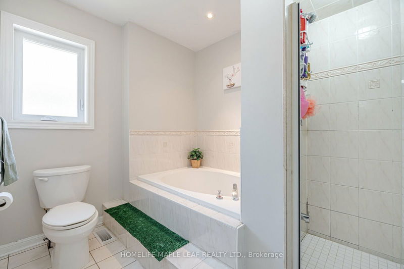 30 Silo Crt  Brampton, L6X 4S4 | Image 29