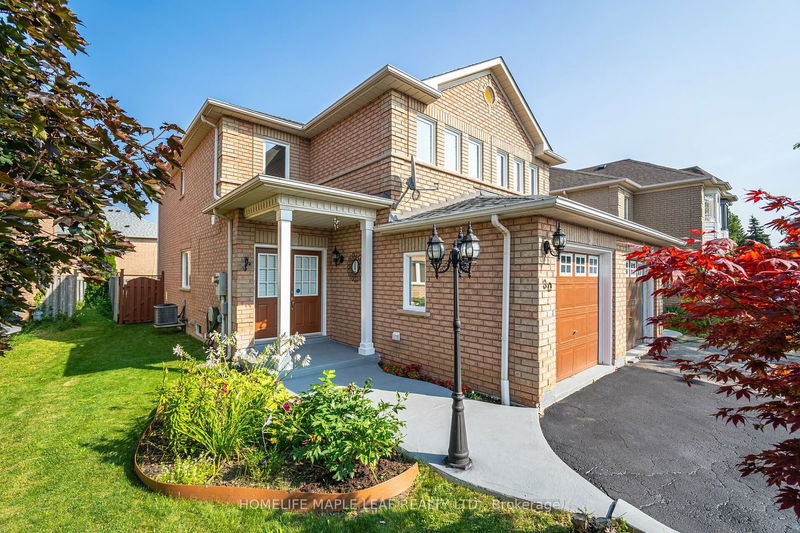 30 Silo Crt  Brampton, L6X 4S4 | Image 3