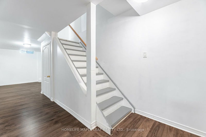 30 Silo Crt  Brampton, L6X 4S4 | Image 30