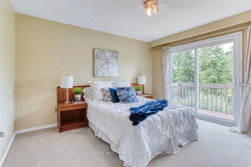 234 Spring Garden Rd  Oakville, L6L 5H4 | Image 27