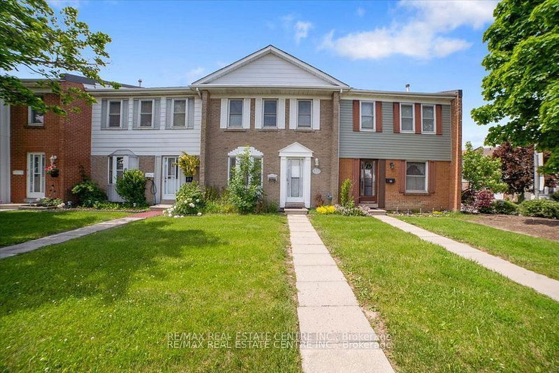  33 - 1020 Central Park Dr  Brampton, L6S 3L6 | Image 1