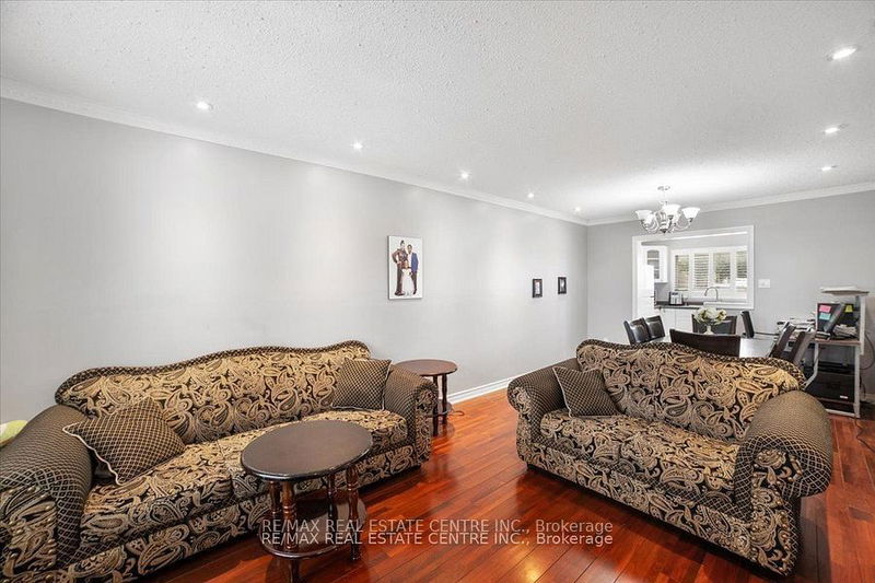  33 - 1020 Central Park Dr  Brampton, L6S 3L6 | Image 19