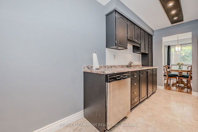  14 - 1548 Newlands Cres  Burlington, L7M 1V6 | Image 15