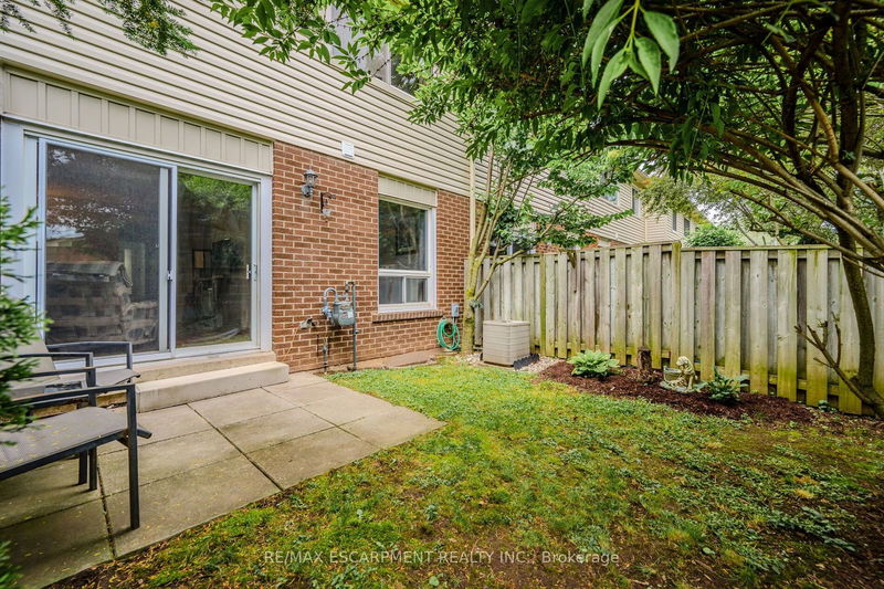  14 - 1548 Newlands Cres  Burlington, L7M 1V6 | Image 33