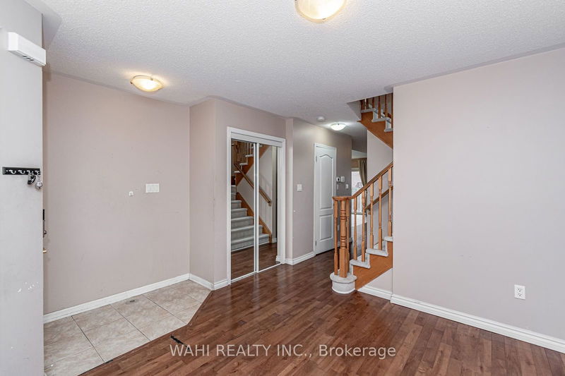 907 Zelinsky Cres  Milton, L9T 0L5 | Image 9