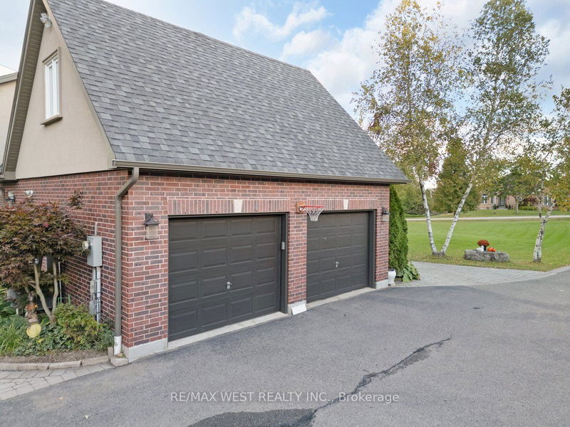 4 Gordons Creek Ct Crt S Halton Hills, L7J 2L8 | Image 34