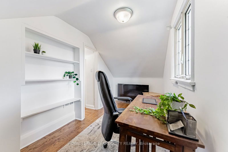 35 Joseph St  Toronto, M9N 2H9 | Image 24