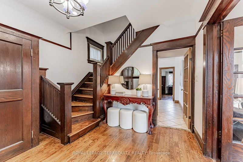 35 Joseph St  Toronto, M9N 2H9 | Image 4