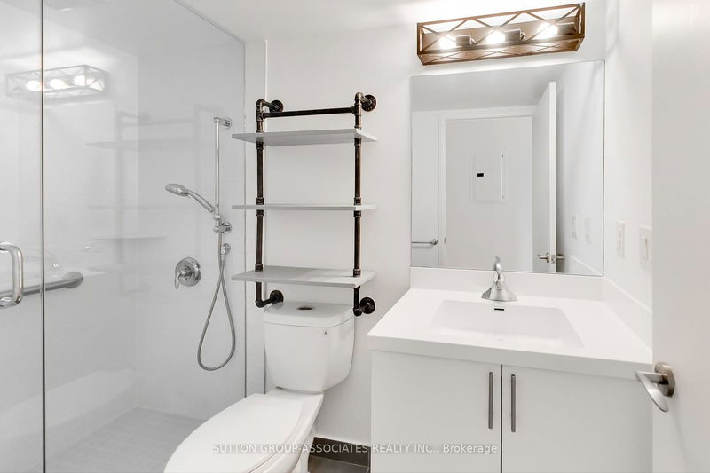  641 - 830 Lawrence Ave W Toronto, M6A 0A2 | Image 11