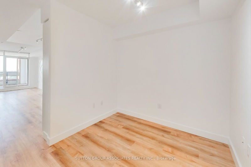  641 - 830 Lawrence Ave W Toronto, M6A 0A2 | Image 6