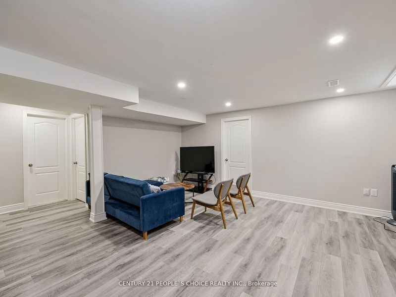 7269 Saint Barbara Blvd  Mississauga, L5W 0C1 | Image 33