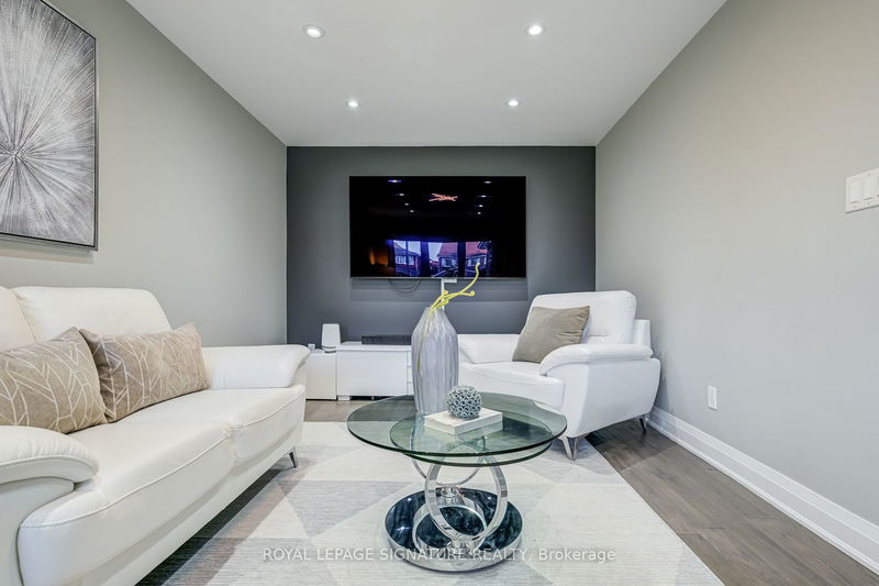 3242 Magwood Rd  Mississauga, L5L 5G6 | Image 10