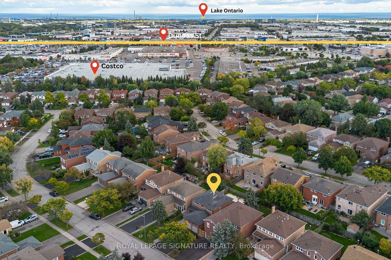 3242 Magwood Rd  Mississauga, L5L 5G6 | Image 3