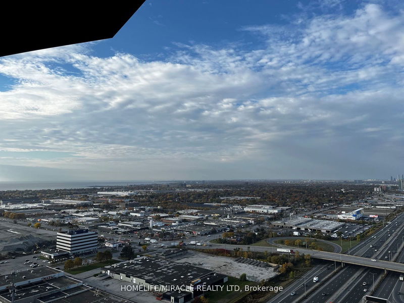 home for lease on 3010-36 Zorra Street