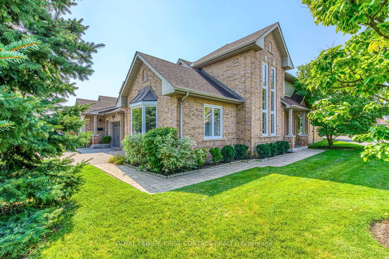  12 - 4275 Millcroft Park Dr  Burlington, L7M 4L9 | Image 2