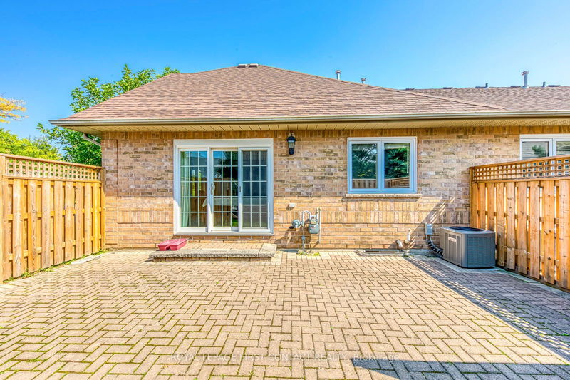  12 - 4275 Millcroft Park Dr  Burlington, L7M 4L9 | Image 37