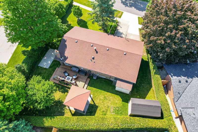 195 Elmwood Rd  Oakville, L6K 2A9 | Image 36