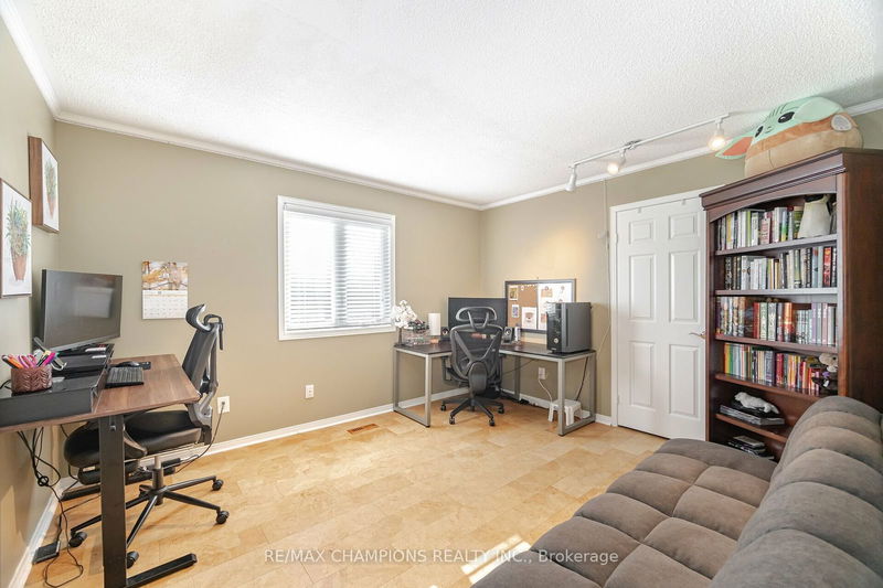 509 Conservation Dr  Brampton, L6Z 0C2 | Image 21