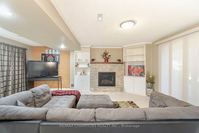 509 Conservation Dr  Brampton, L6Z 0C2 | Image 30