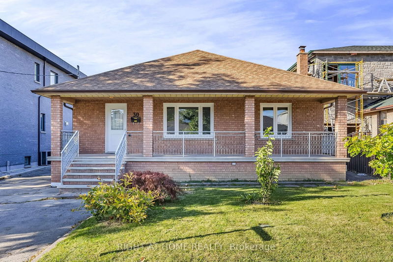 30 Nash Dr  Toronto, M3M 2L3 | Image 1