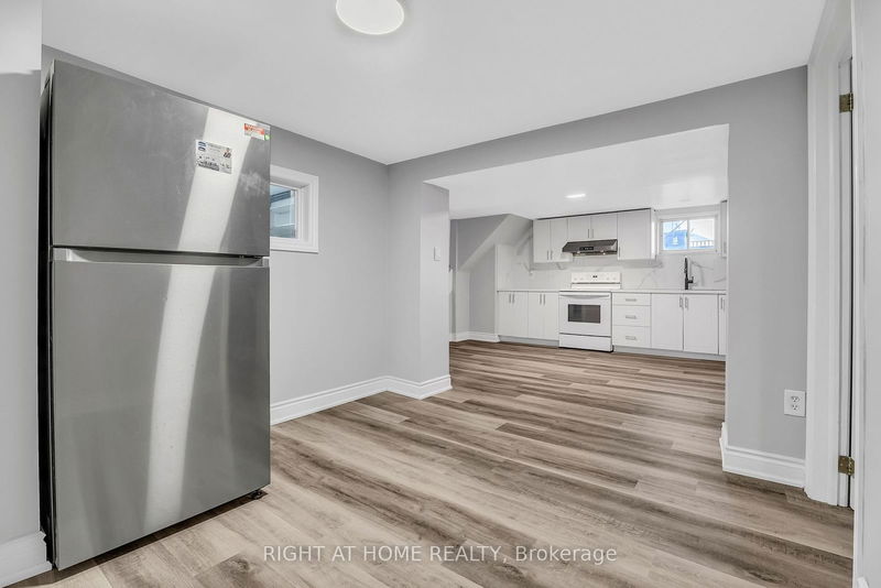 30 Nash Dr  Toronto, M3M 2L3 | Image 25