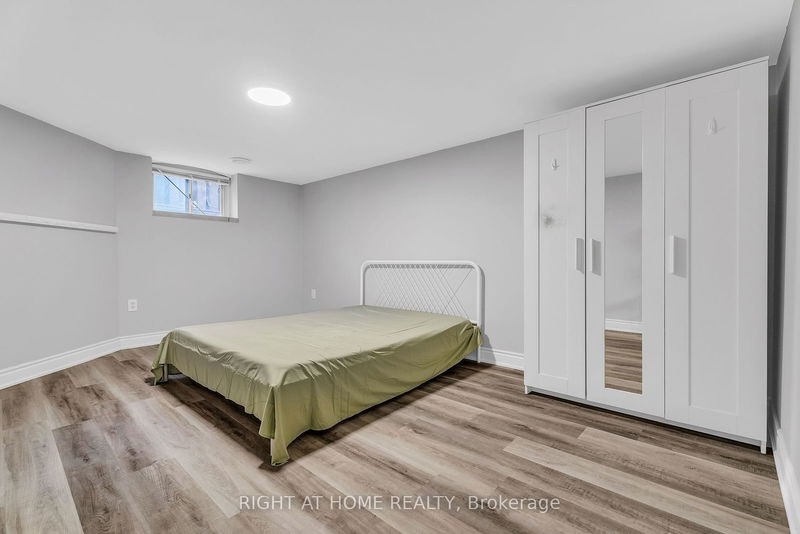 30 Nash Dr  Toronto, M3M 2L3 | Image 29