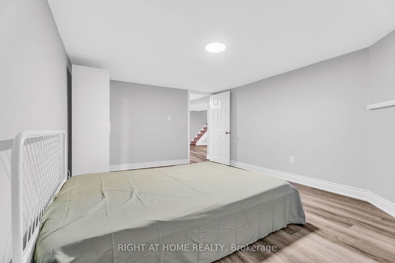 30 Nash Dr  Toronto, M3M 2L3 | Image 30