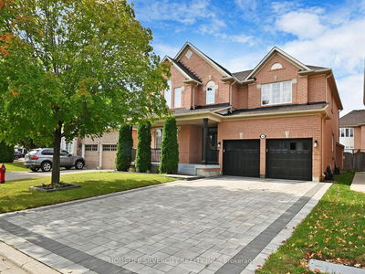 4 Farad Crt  Brampton, L6P 1S6 | Image 1