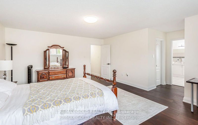 799 Envoy Dr  Mississauga, L5W 1H3 | Image 32