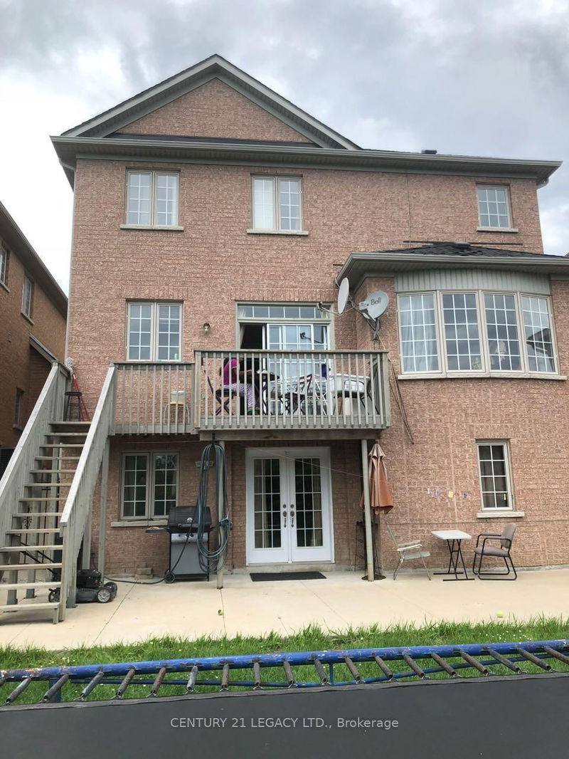 home for lease on 16 Prada Court
