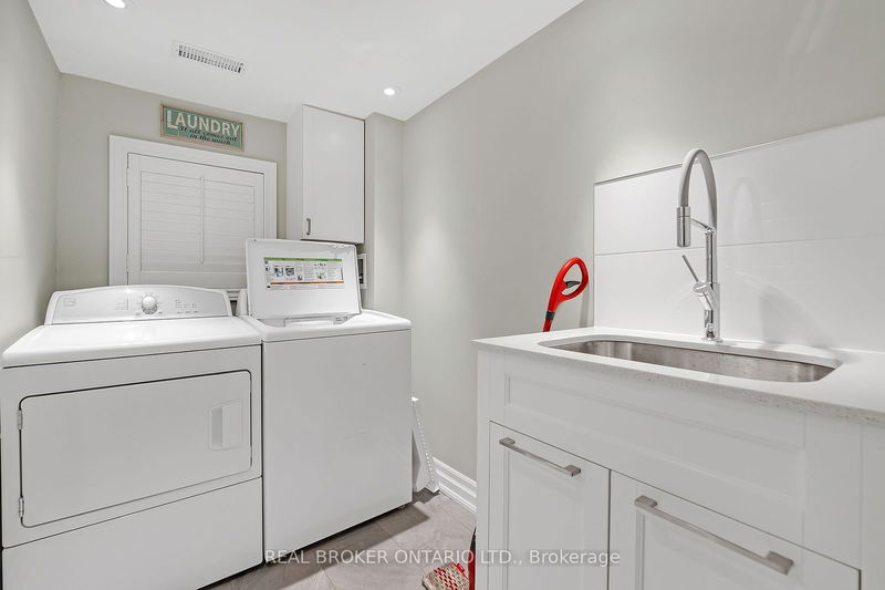 1863 Heather Hills Dr  Burlington, L7P 2Z1 | Image 31